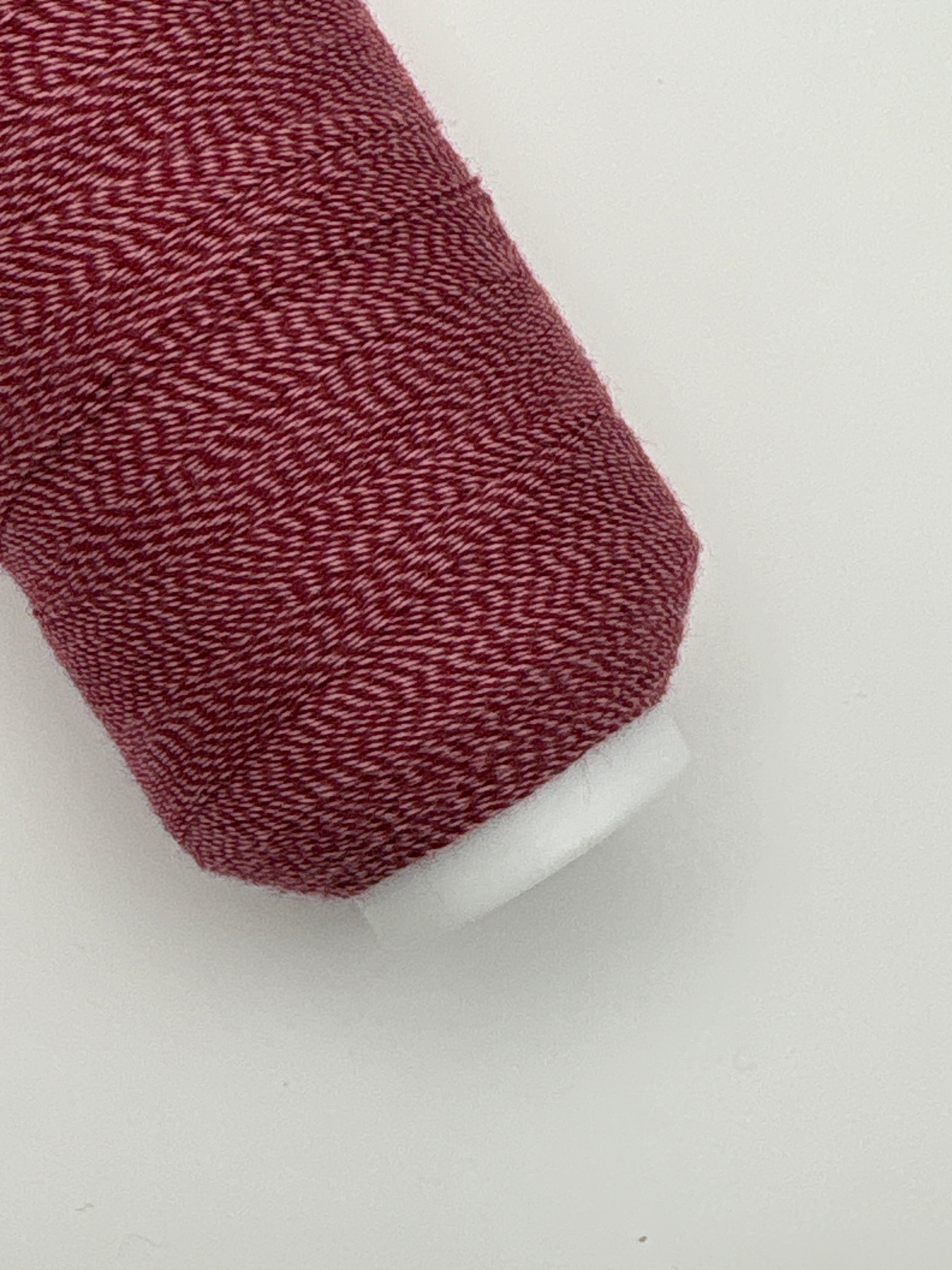 Sofel Mock (twisted yarn in two different colors) recommended for chain stitch and decorative embroidery.