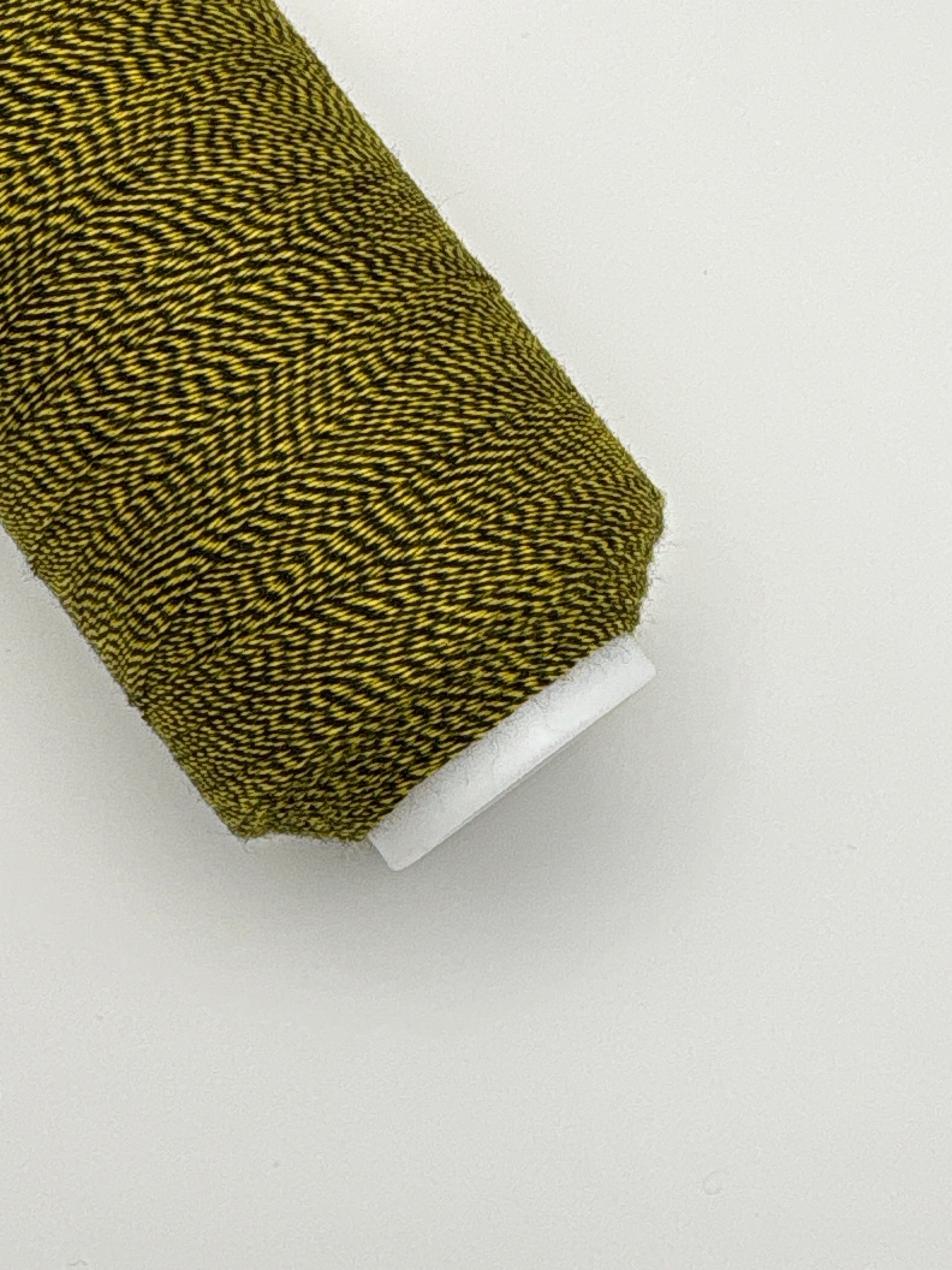 Sofel Mock (twisted yarn in two different colors) recommended for chain stitch and decorative embroidery.