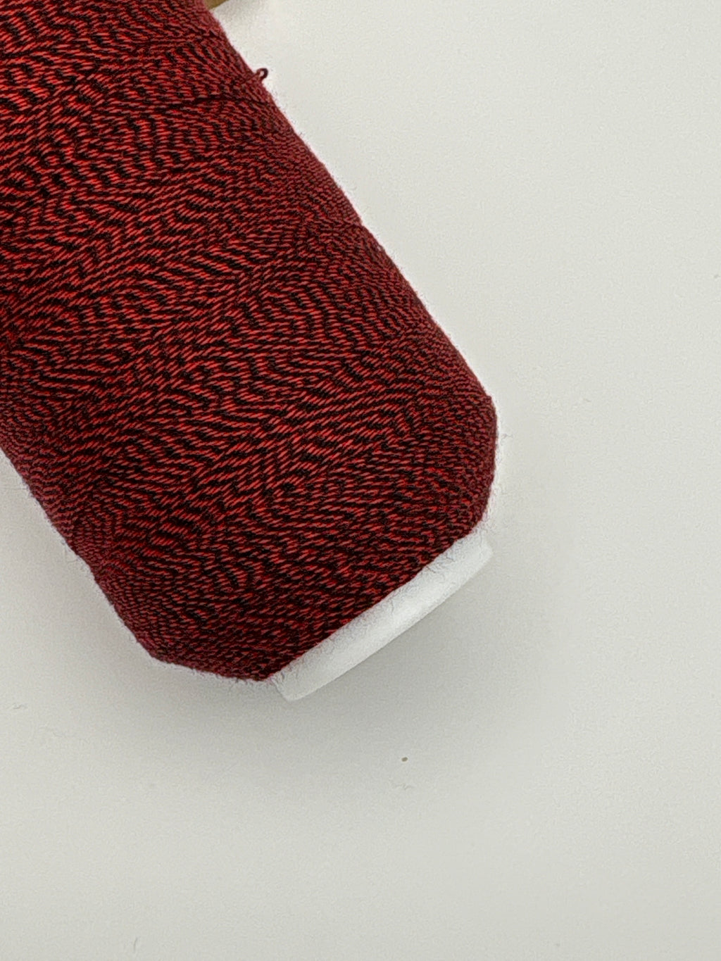 Sofel Mock (twisted yarn in two different colors) recommended for chain stitch and decorative embroidery.