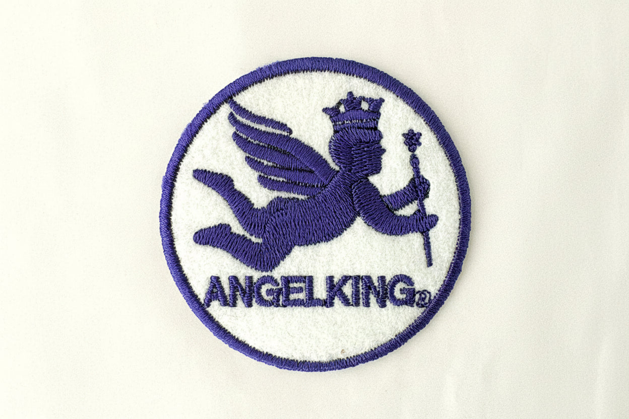 ミシン刺繍糸 ポリエステル糸　120d/2（青）刺繍サンプル　エンゼルキング