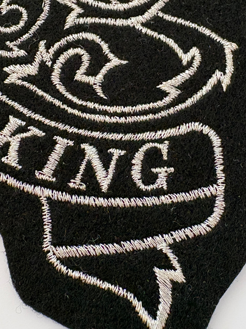 ミシン刺繍糸 金銀糸　刺繍サンプル　銀　エンゼルキング