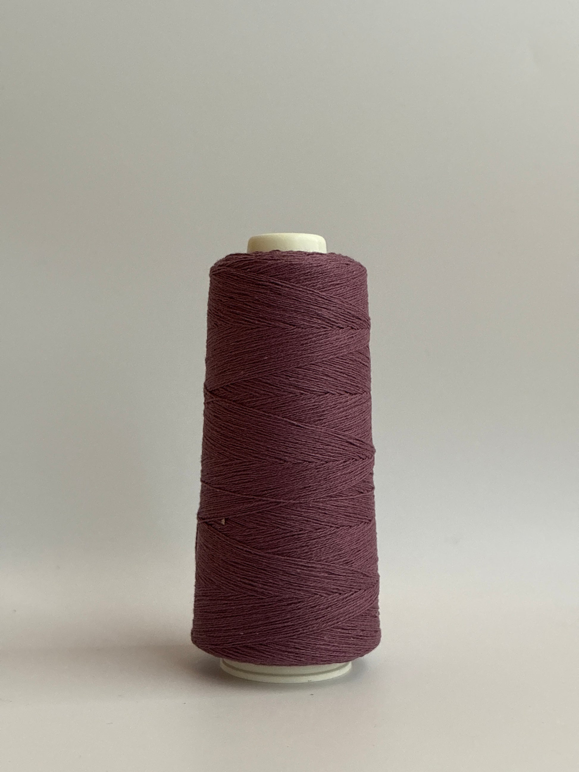 ハーフ　810m　工業用アクリルコットンミシン刺繍糸
