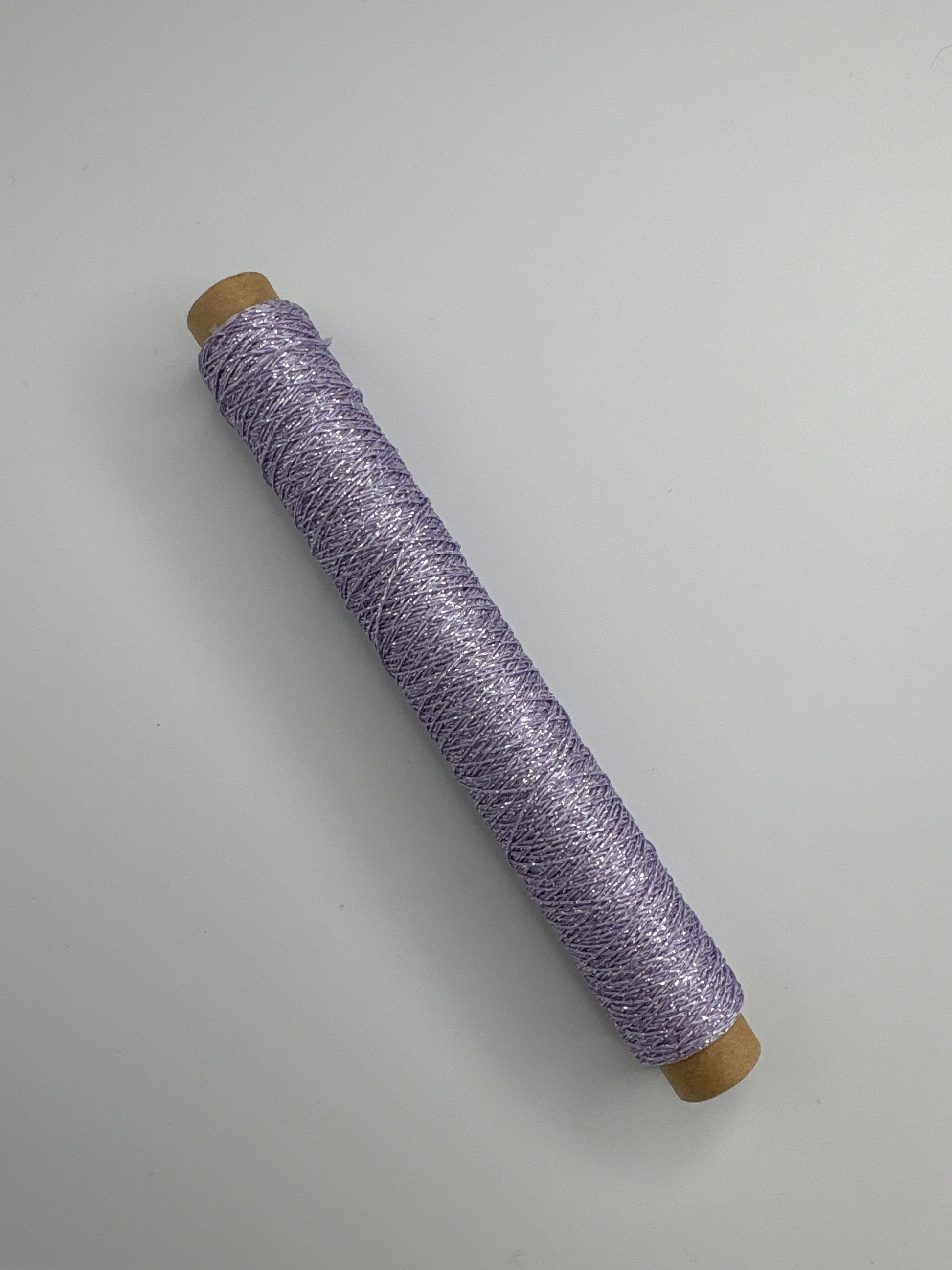 ラメックス　シガレット巻 100m（ラメ感しっかりある柔らかな刺繍糸）