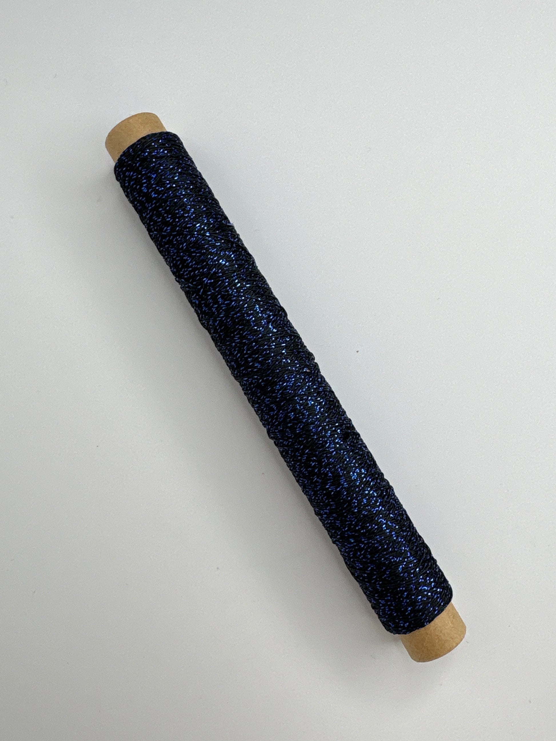 ラメックス　シガレット巻 100m（ラメ感しっかりある柔らかな刺繍糸）