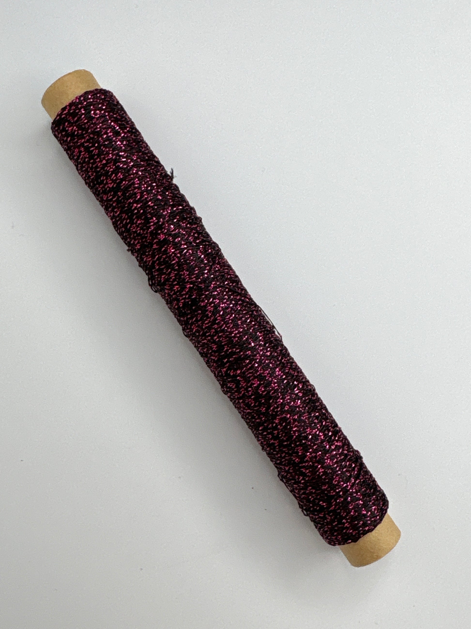 ラメックス　シガレット巻 100m（ラメ感しっかりある柔らかな刺繍糸）