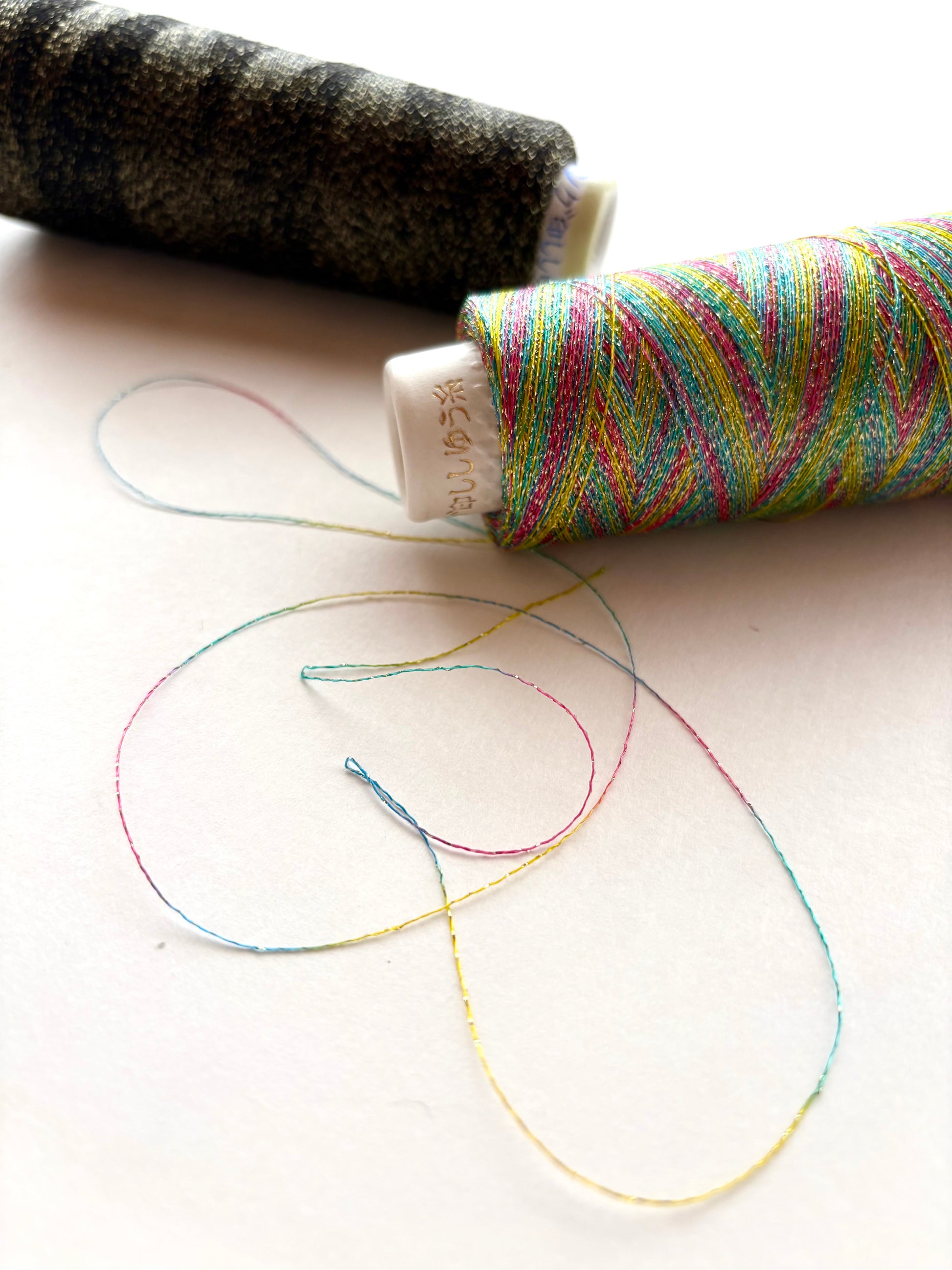 ミシン刺繍糸 ソフトライズ　エンゼルキング