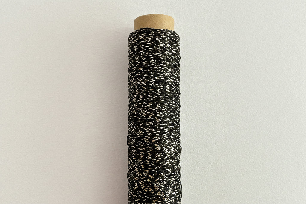 Lamé cigarette roll 100m (Soft embroidery thread with a strong lamé feel)