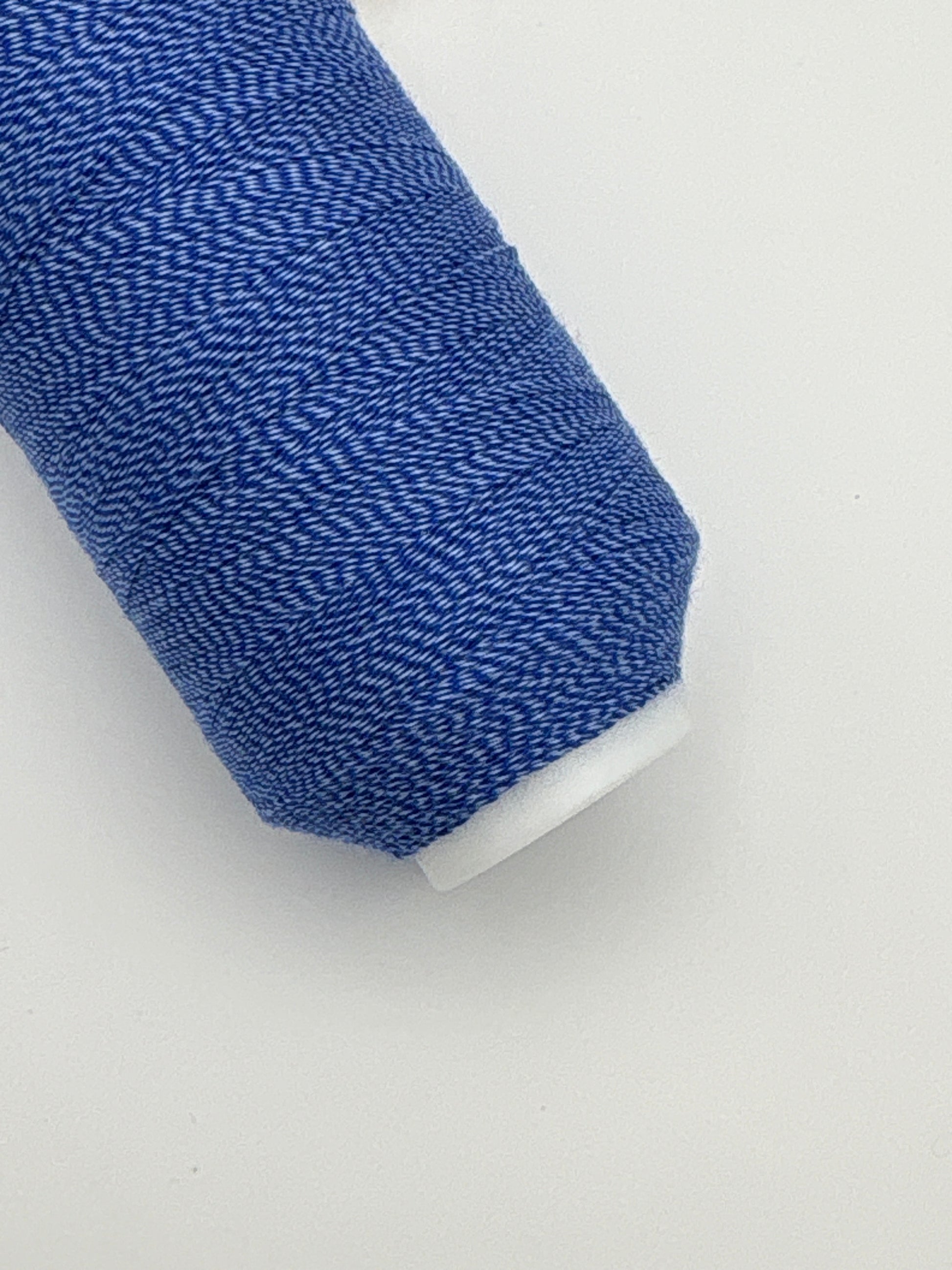 Sofel Mock (twisted yarn in two different colors) recommended for chain stitch and decorative embroidery.