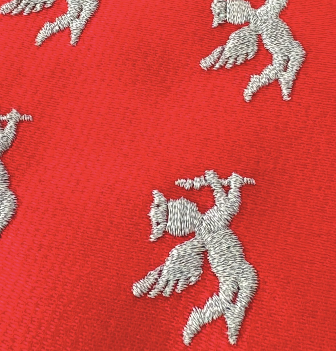 ミシン刺繍糸 反射糸刺繍サンプル　エンゼルキング