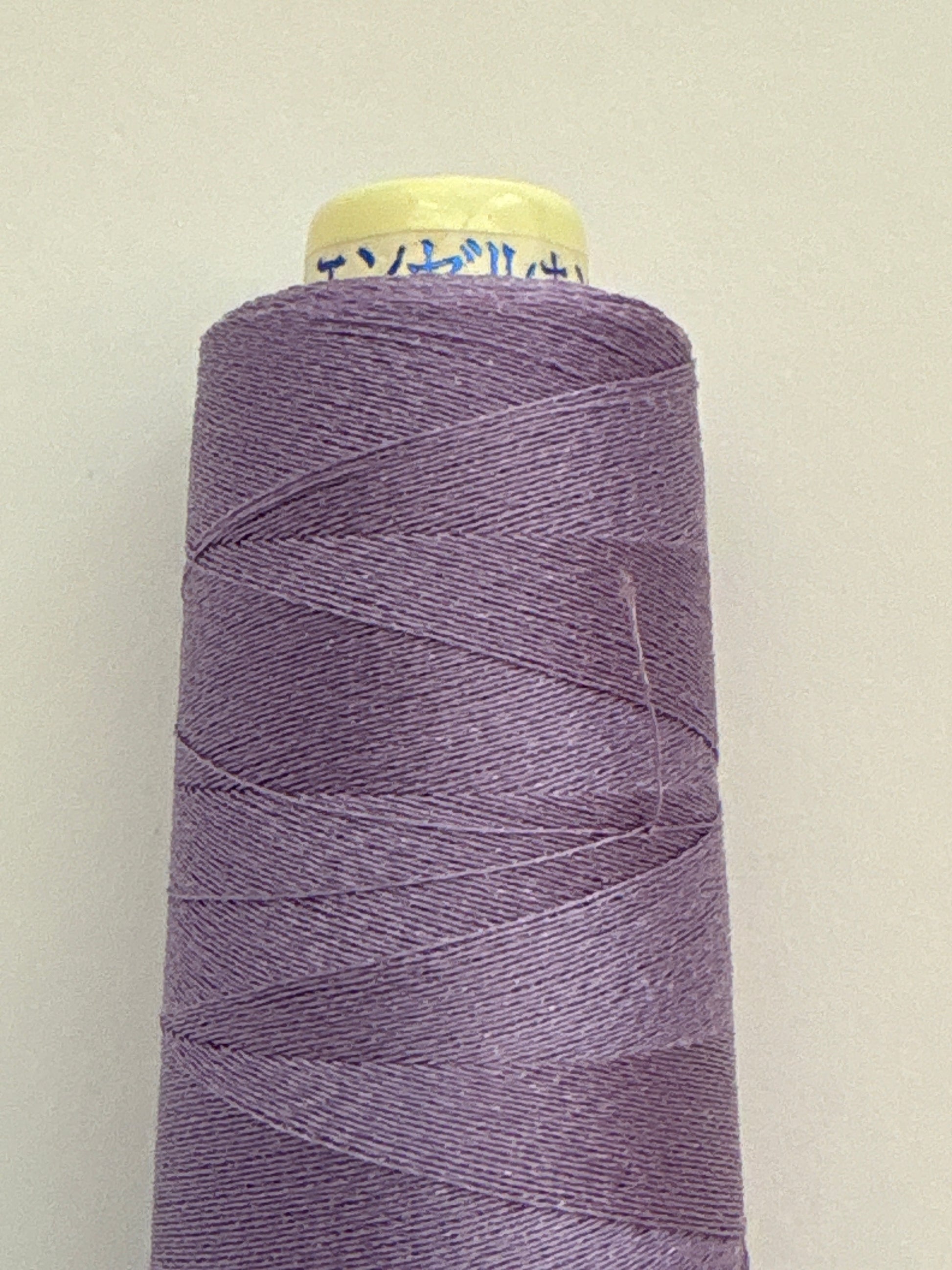 【在庫限りで終了】ソフトライズ800Ｆ（サガラ刺繍・編み糸におすすめ）1000m