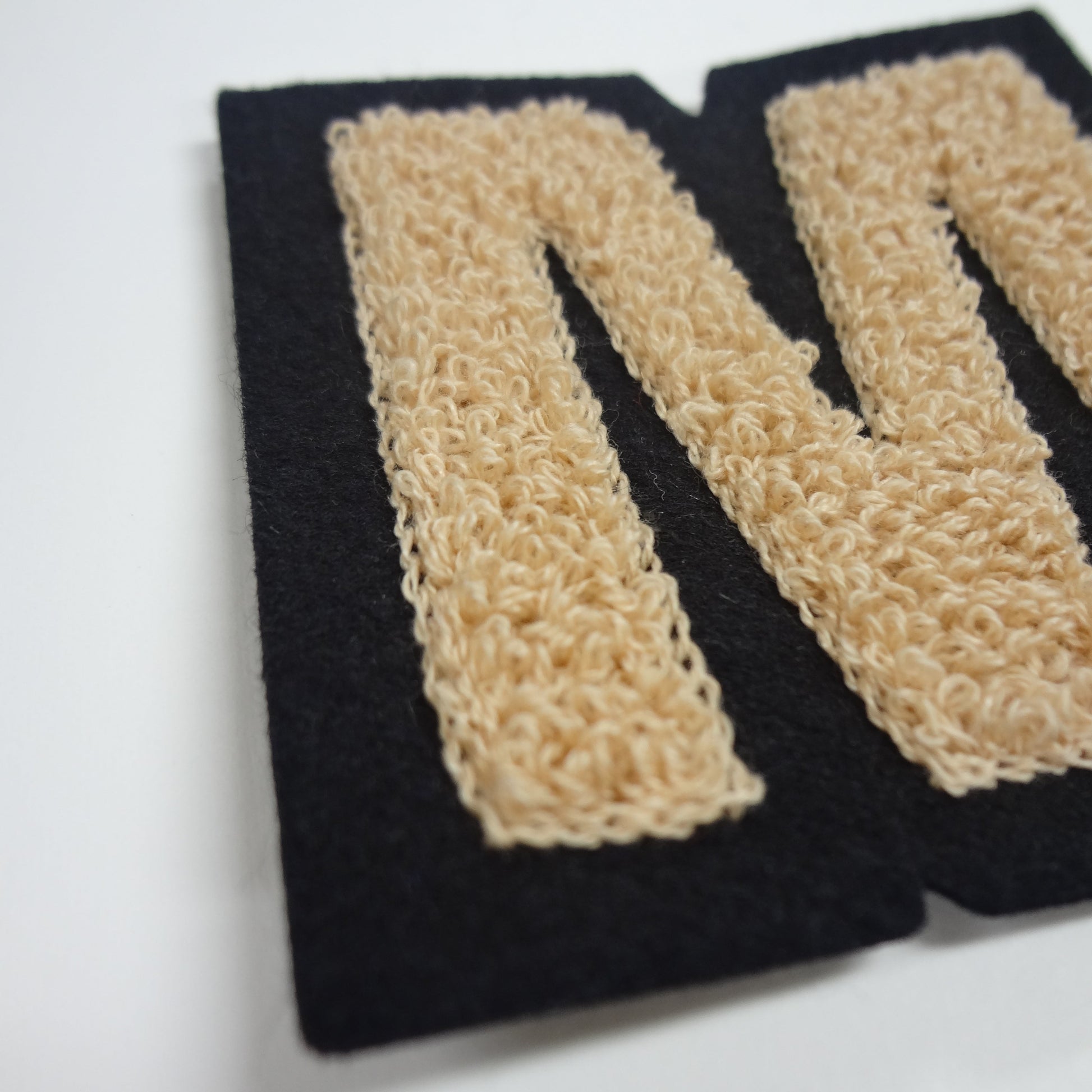 ハーフ　810m　工業用アクリルコットンミシン刺繍糸