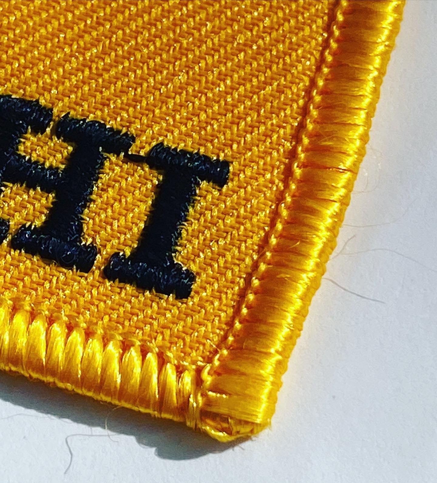 ワッペンロック糸刺繍サンプル
