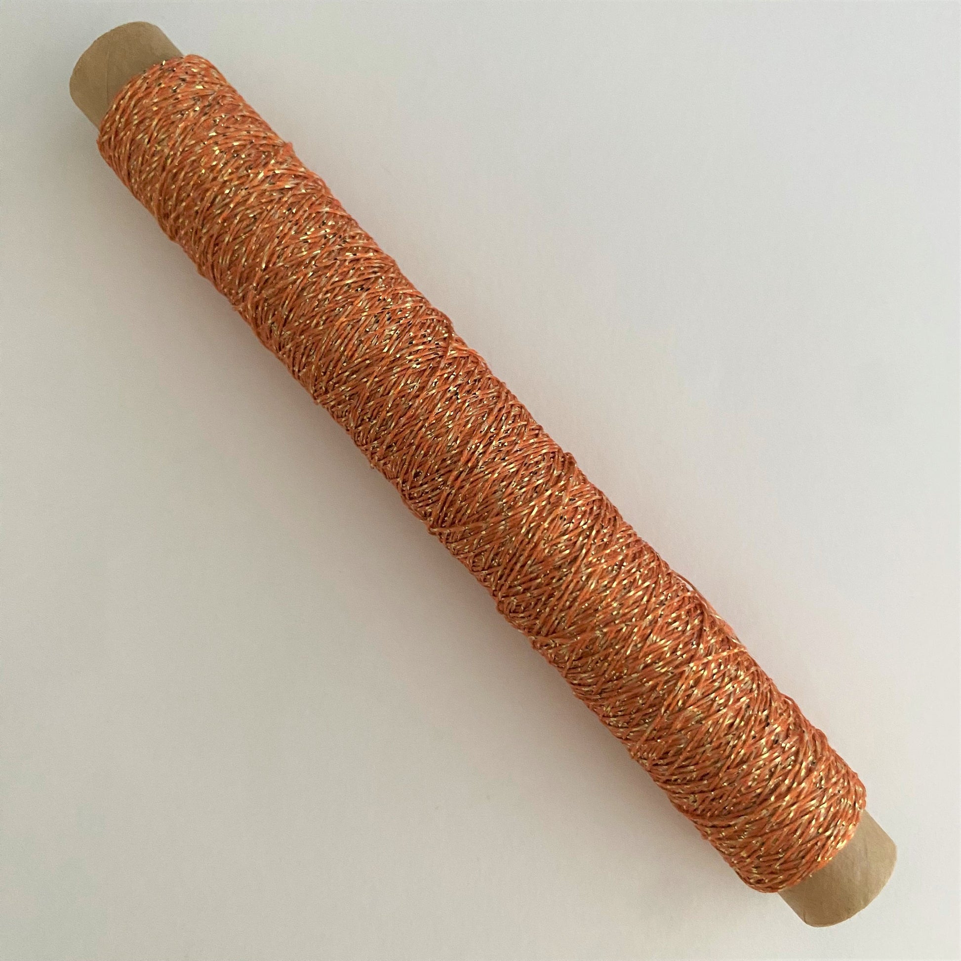 ラメックス　シガレット巻 100m（ラメ感しっかりある柔らかな刺繍糸）