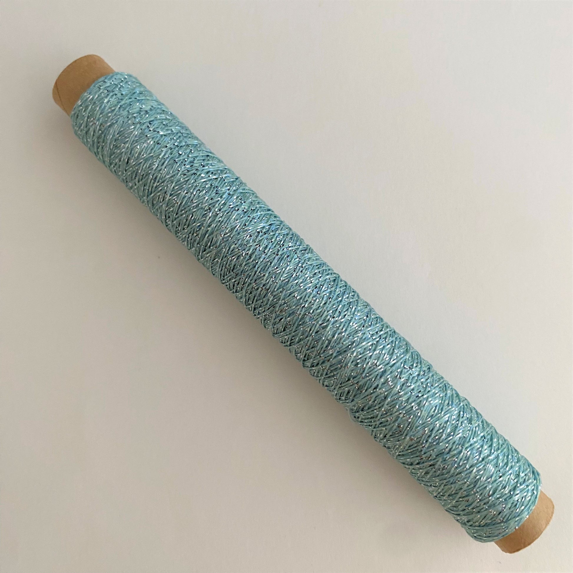 ラメックス　シガレット巻 100m（ラメ感しっかりある柔らかな刺繍糸）