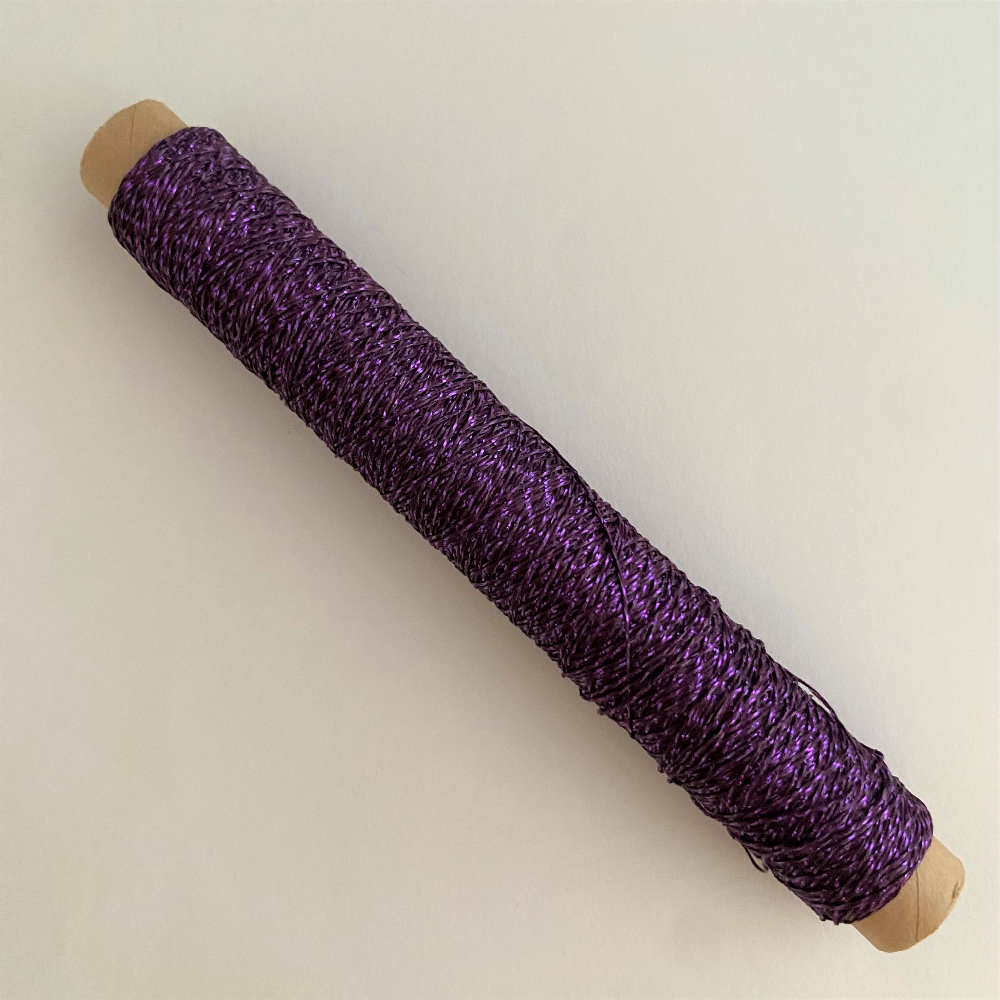 ラメックス　シガレット巻 100m（ラメ感しっかりある柔らかな刺繍糸）