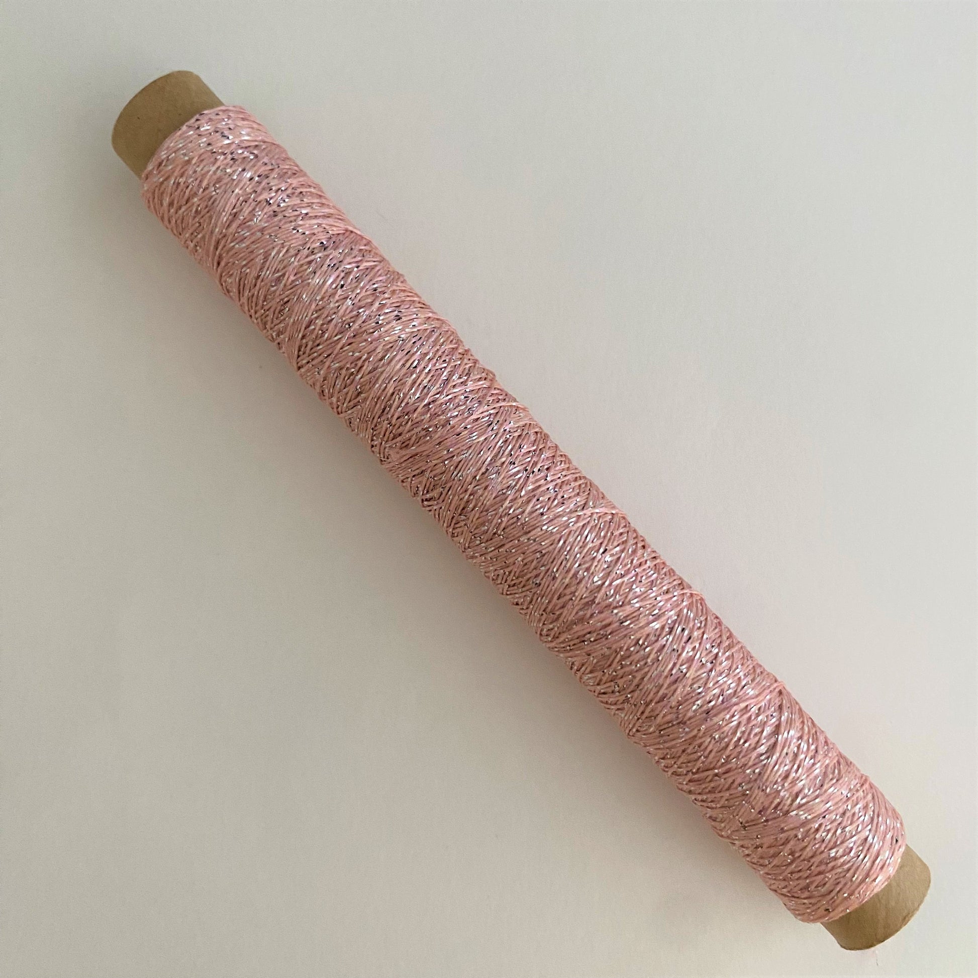 ラメックス　シガレット巻 100m（ラメ感しっかりある柔らかな刺繍糸）
