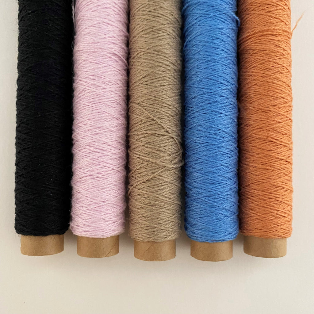 Recommended set for embroidery beginners: 50m x 5 colors (half size)