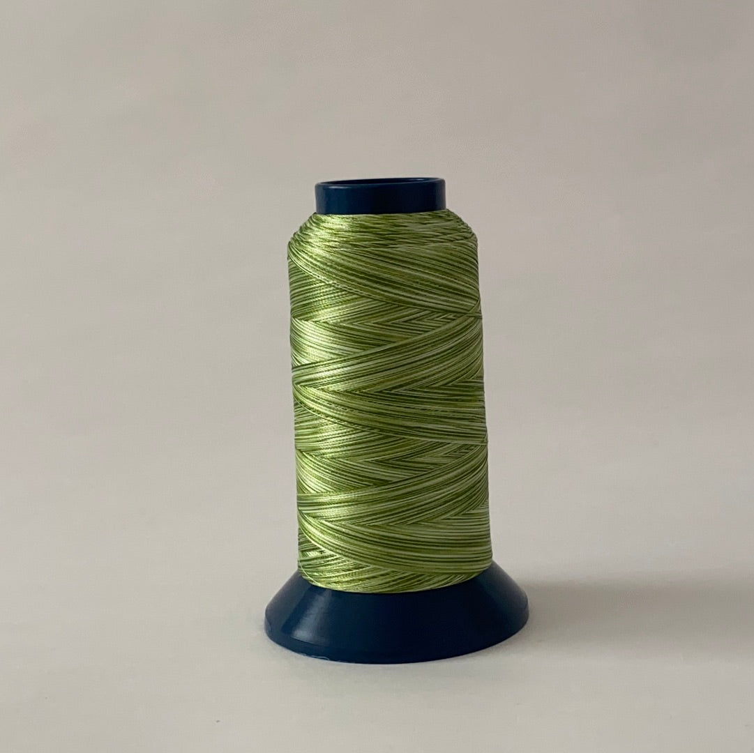 工業用マルチカラーポリエステルミシン刺繍糸　シルメイトマルチカラー2000m