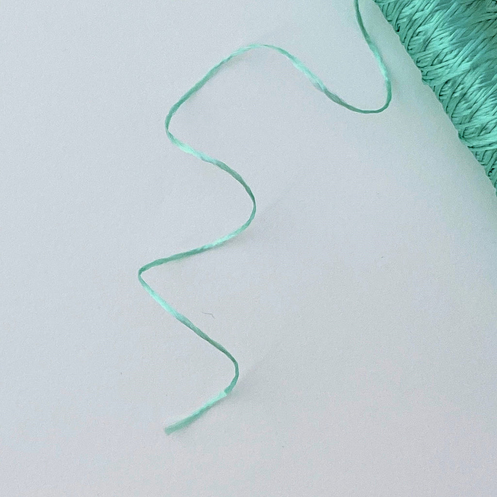 つやCOLORセット（刺繍・つまみ細工・組紐作りに人気・極太レーヨン糸セット）